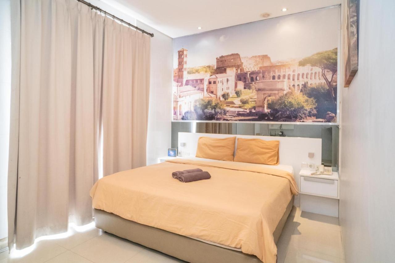Reddoorz At Tirta Mansion Paramount Gading Cicayur Eksteriør billede