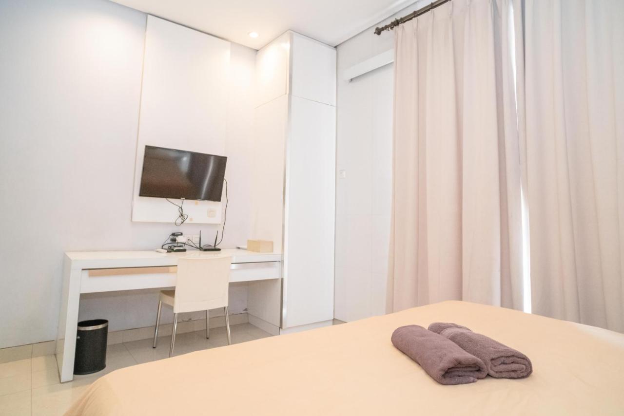 Reddoorz At Tirta Mansion Paramount Gading Cicayur Eksteriør billede